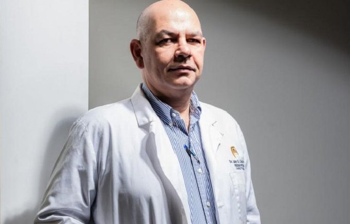 médico infectólogo Julio Castro