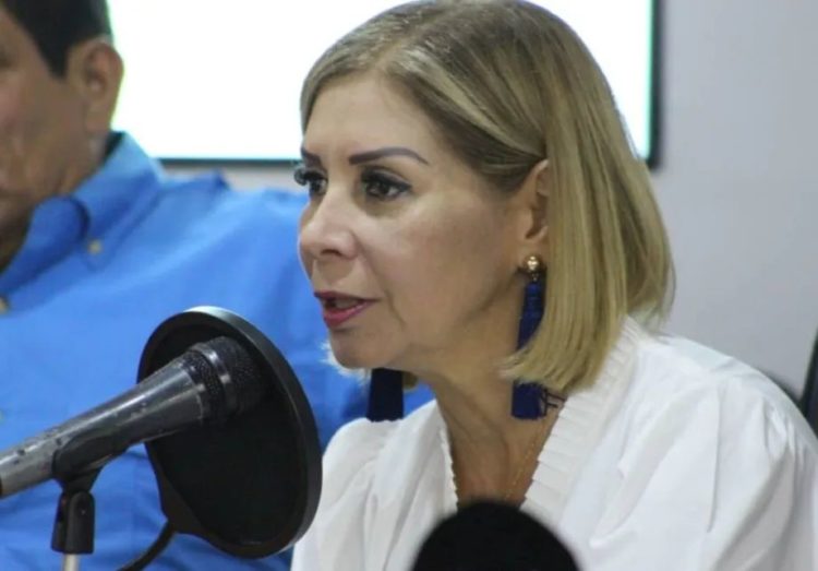Reyna Pérez de Márquez