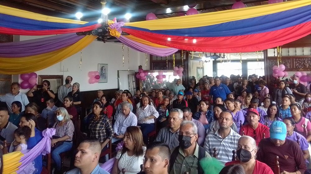 A casa llena se eligió la nueva directiva municipal